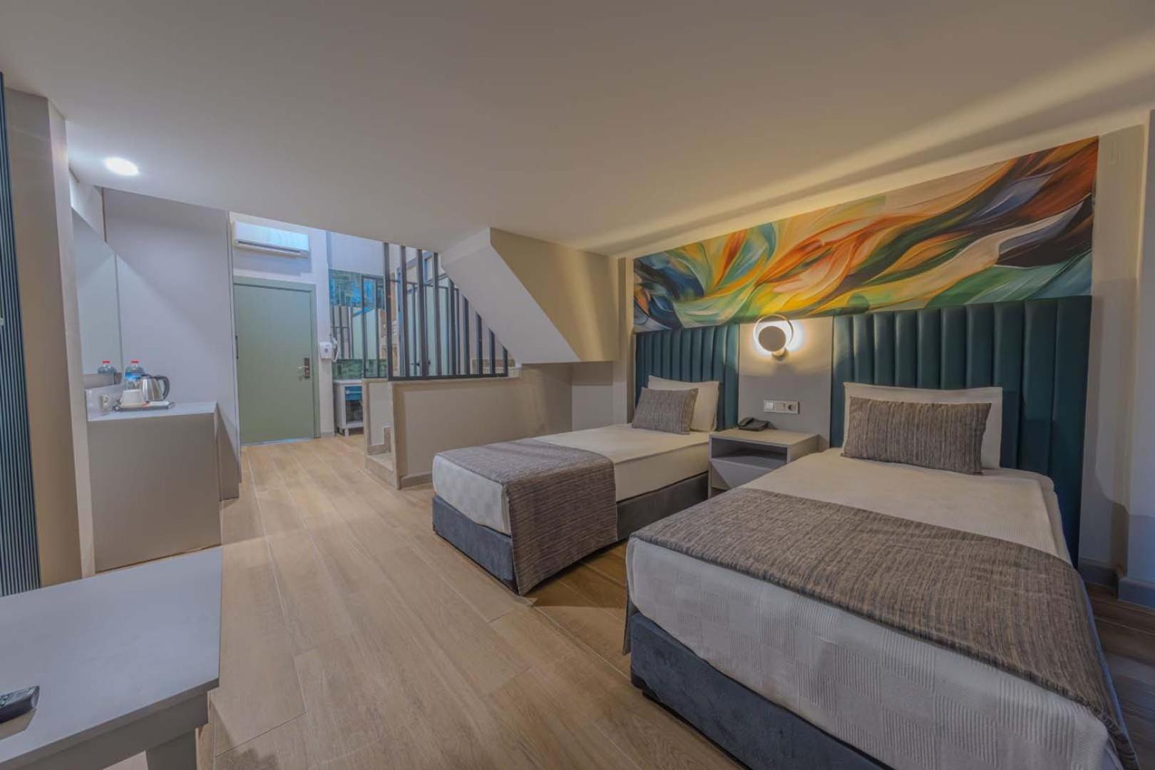 Hotel Dream Fun World Side Esterno foto