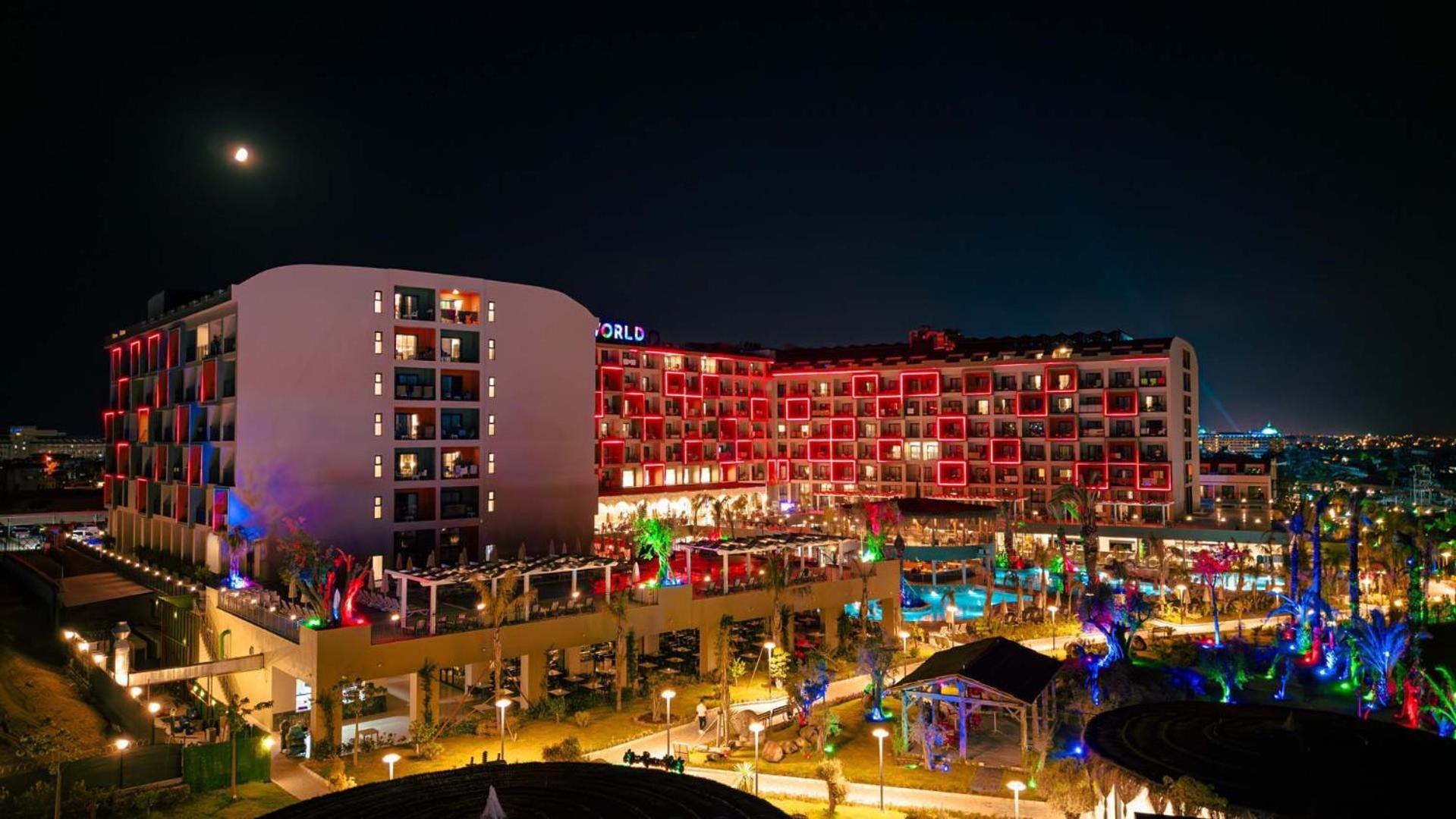 Hotel Dream Fun World Side Esterno foto